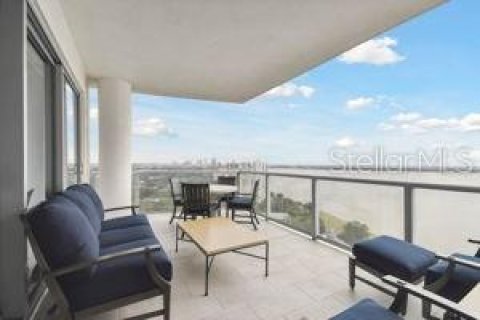 Condominio en venta en Tampa, Florida, 4 dormitorios, 269.04 m2 № 1561405 - foto 28