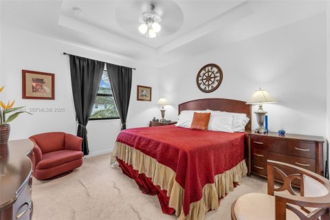 Купить таунхаус в Хомстед, Флорида 3 спальни, 140.65м2, № 2050577 - фото 9