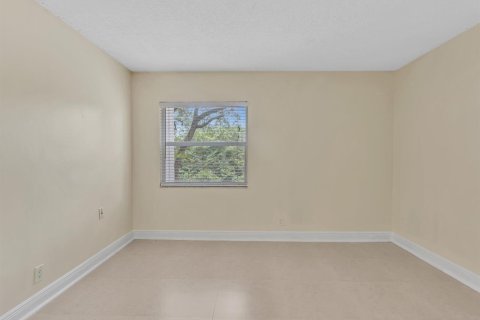 Copropriété à louer à Boca Raton, Floride: 2 chambres, 78.69 m2 № 2147167 - photo 17