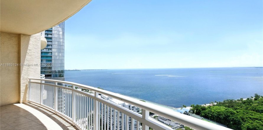 Appartement à Miami, Floride 2 chambres, 108.7 m2 № 1890337