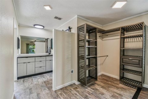 House in Wesley Chapel, Florida 4 bedrooms, 224.17 sq.m. № 1885507 - photo 23