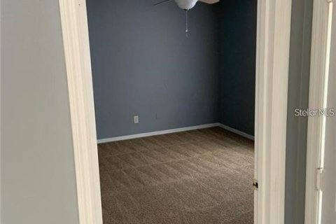 Condo in Orlando, Florida, 2 bedrooms  № 1851676 - photo 11