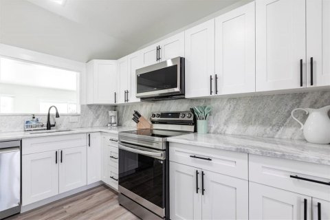 Casa en alquiler en Longboat Key, Florida, 2 dormitorios, 139.35 m2 № 1774045 - foto 25