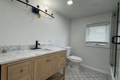 Casa en alquiler en Longboat Key, Florida, 2 dormitorios, 139.35 m2 № 1774045 - foto 9