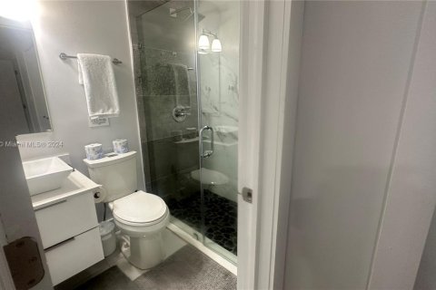 Villa ou maison à louer à Miami, Floride: 2 chambres, 62.8 m2 № 1959685 - photo 9