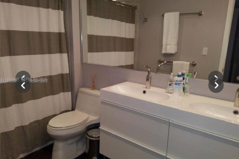 Снять в аренду кондоминиум в Майами, Флорида 2 спальни, 113.25м2, № 2034405 - фото 6