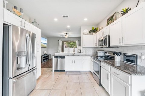 Villa ou maison à vendre à DeLand, Floride: 3 chambres, 141.95 m2 № 1843033 - photo 5