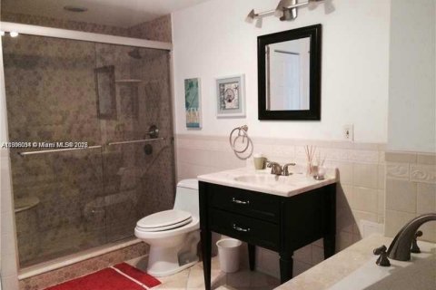 Copropriété à vendre à Sunny Isles Beach, Floride: 1 chambre, 93.37 m2 № 1950297 - photo 18