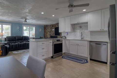 Villa ou maison à vendre à Hudson, Floride: 3 chambres, 136.66 m2 № 2427581 - photo 12