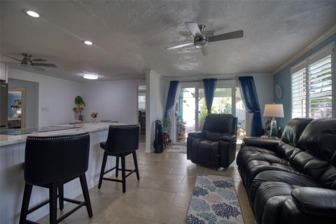 Villa ou maison à vendre à Hudson, Floride: 3 chambres, 136.66 m2 № 2427581 - photo 16