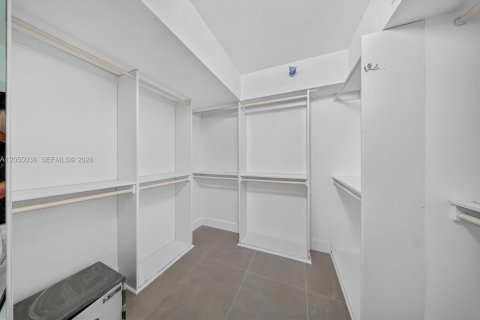 Condo in Aventura, Florida, 2 bedrooms  № 2191177 - photo 18