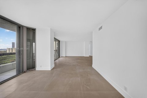 Condo in Aventura, Florida, 2 bedrooms  № 2191177 - photo 7
