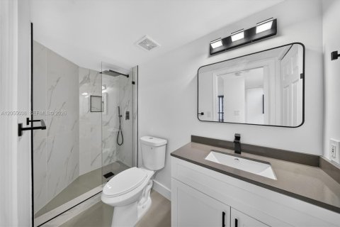 Condo in Aventura, Florida, 2 bedrooms  № 2191177 - photo 24