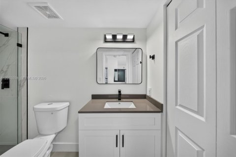 Condo in Aventura, Florida, 2 bedrooms  № 2191177 - photo 25