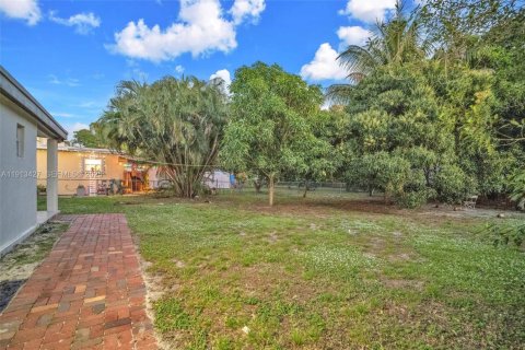 Apartment in Miami, Florida 1 bedroom, 44.13 sq.m. № 1969538 - photo 10