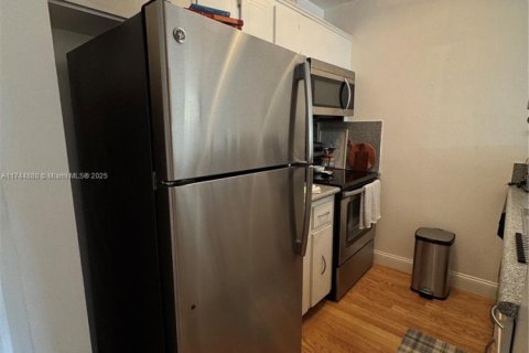 Купить кондоминиум в Норт-Майами, Флорида 1 спальня, 64.66м2, № 2013324 - фото 4