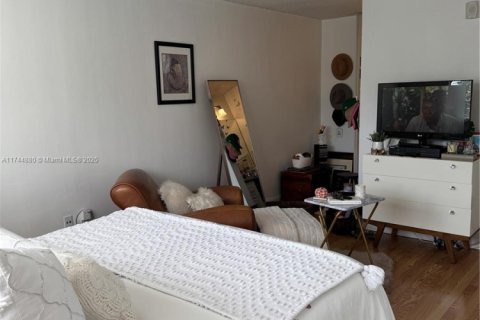 Купить кондоминиум в Норт-Майами, Флорида 1 спальня, 64.66м2, № 2013324 - фото 20