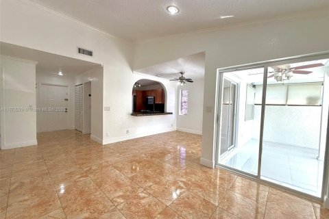 Adosado en alquiler en Miami, Florida, 2 dormitorios, 86.58 m2 № 1897784 - foto 14