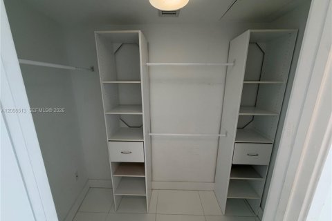 Снять в аренду кондоминиум в Санни-Айлс-Бич, Флорида 1 спальня, 109.9м2, № 2145905 - фото 17