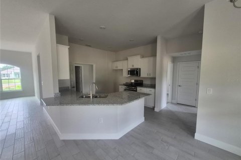 Casa en venta en Dade City, Florida, 4 dormitorios, 210.42 m2 № 1914541 - foto 9