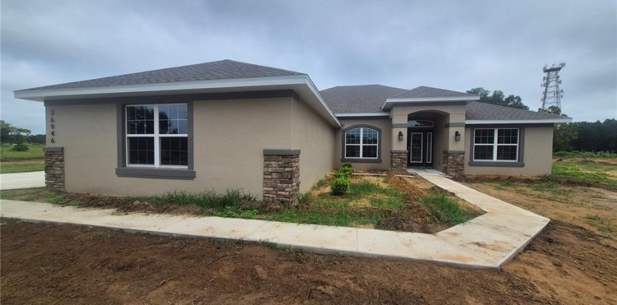 Casa en Dade City, Florida 4 dormitorios, 210.42 m2 № 1914541