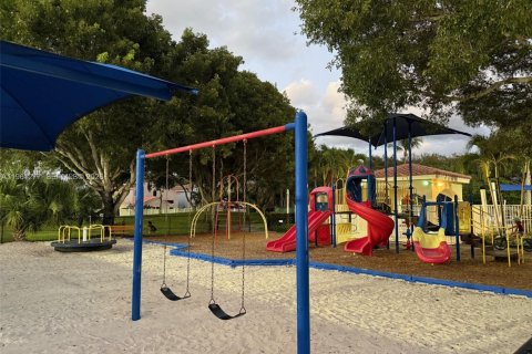 Villa ou maison à vendre à Boynton Beach, Floride: 3 chambres, 202.43 m2 № 2022074 - photo 22