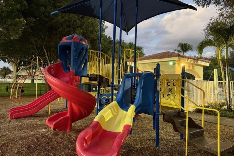 Villa ou maison à vendre à Boynton Beach, Floride: 3 chambres, 202.43 m2 № 2022074 - photo 16