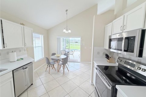 Casa en venta en Davenport, Florida, 5 dormitorios, 204.66 m2 № 2384159 - foto 18