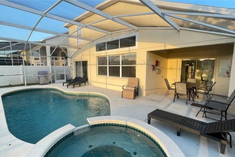 Casa en venta en Davenport, Florida, 5 dormitorios, 204.66 m2 № 2384159 - foto 3