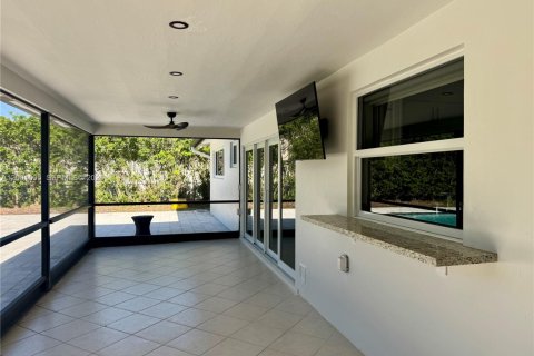 Снять в аренду виллу или дом в Бока-Ратон, Флорида 2 спальни, 102.66м2, № 2068024 - фото 24