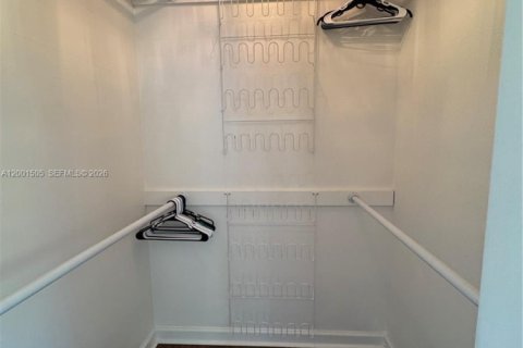 Снять в аренду виллу или дом в Бока-Ратон, Флорида 2 спальни, 102.66м2, № 2068024 - фото 13