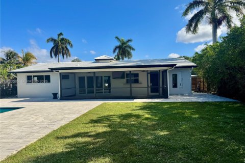 Снять в аренду виллу или дом в Бока-Ратон, Флорида 2 спальни, 102.66м2, № 2068024 - фото 26