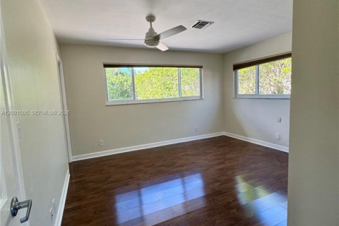 Снять в аренду виллу или дом в Бока-Ратон, Флорида 2 спальни, 102.66м2, № 2068024 - фото 17