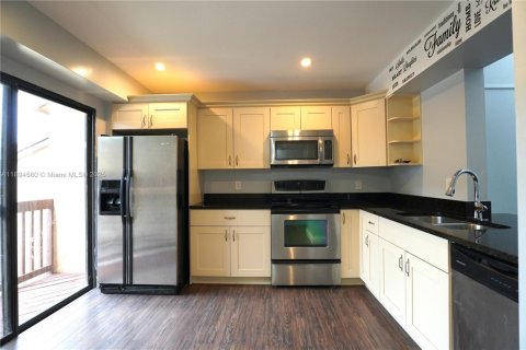 Adosado en alquiler en Royal Palm Beach, Florida, 2 dormitorios, 108.23 m2 № 1947035 - foto 6
