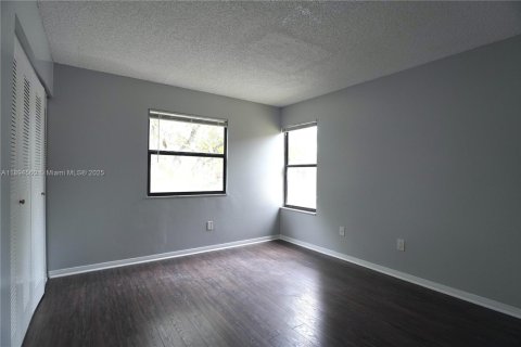 Adosado en alquiler en Royal Palm Beach, Florida, 2 dormitorios, 108.23 m2 № 1947035 - foto 12