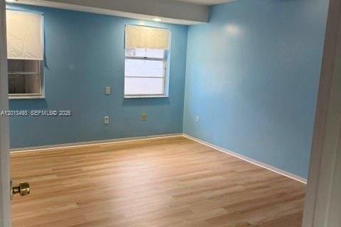Villa ou maison à louer à Hialeah, Floride: 4 chambres, 178 m2 № 2085530 - photo 19