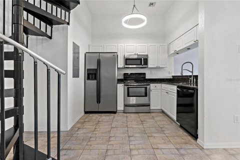 Copropriété à vendre à Tampa, Floride: 2 chambres, 116.69 m2 № 1838854 - photo 5