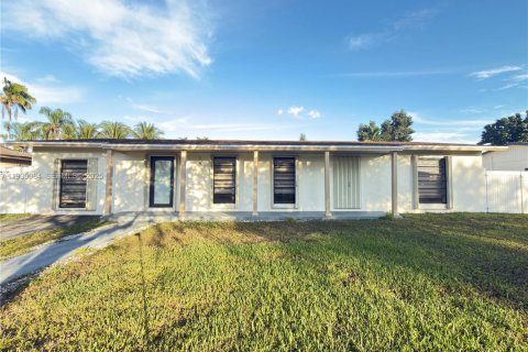 Купить виллу или дом в Пальметто-Бей, Флорида 3 спальни, 150.5м2, № 2034206 - фото 29