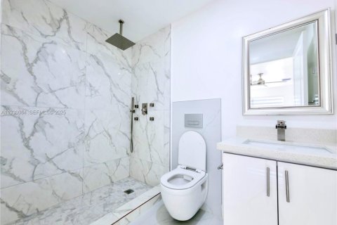 Купить виллу или дом в Пальметто-Бей, Флорида 3 спальни, 150.5м2, № 2034206 - фото 11