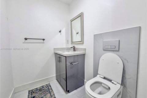 Купить виллу или дом в Пальметто-Бей, Флорида 3 спальни, 150.5м2, № 2034206 - фото 9