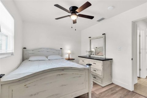 Villa ou maison à vendre à Sarasota, Floride: 4 chambres, 156.08 m2 № 2306336 - photo 24