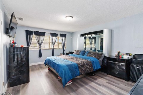 Casa en venta en Orlando, Florida, 4 dormitorios, 168.15 m2 № 1912283 - foto 7
