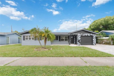 Casa en venta en Orlando, Florida, 4 dormitorios, 168.15 m2 № 1912283 - foto 30