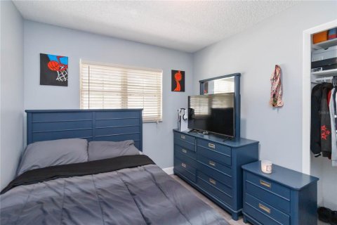 Casa en venta en Orlando, Florida, 4 dormitorios, 168.15 m2 № 1912283 - foto 14