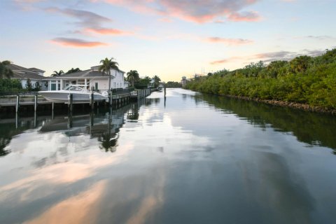 Villa ou maison à vendre à Juno Beach, Floride: 7 chambres, 481.05 m2 № 2089486 - photo 6