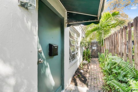 Touwnhouse à louer à Fort Lauderdale, Floride: 1 chambre, 44.59 m2 № 2146189 - photo 3