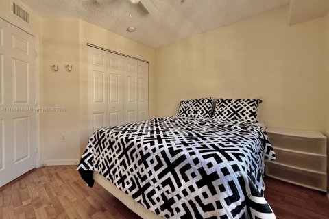 Adosado en alquiler en Aventura, Florida, 3 dormitorios, 132.29 m2 № 1959541 - foto 18