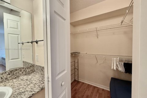 Adosado en alquiler en Aventura, Florida, 3 dormitorios, 132.29 m2 № 1959541 - foto 13