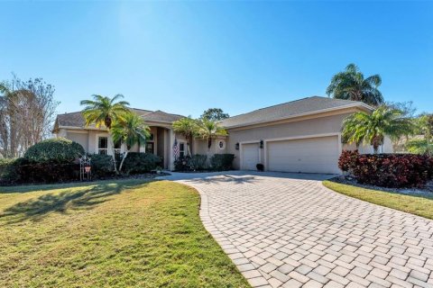 Casa en Lakeland, Florida 3 dormitorios, 282.33 m2 № 2105030