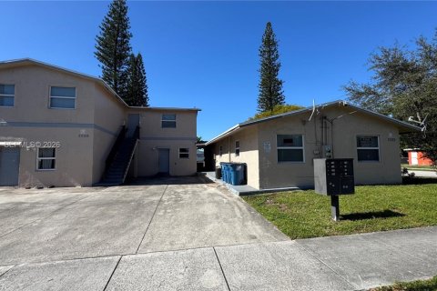 Propiedad comercial en venta en Fort Lauderdale, Florida № 2055172 - foto 3
